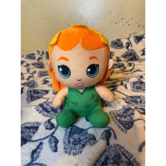 Dc Comics Justice League Aqua Girl Mera 7” plush soft stuffed doll - Picture 3 of 5